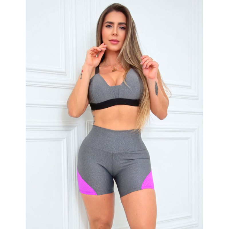 Conjunto Feminino com Short com Recorte em Tela nas Laterais e Top Alcinha com Bojo Removível