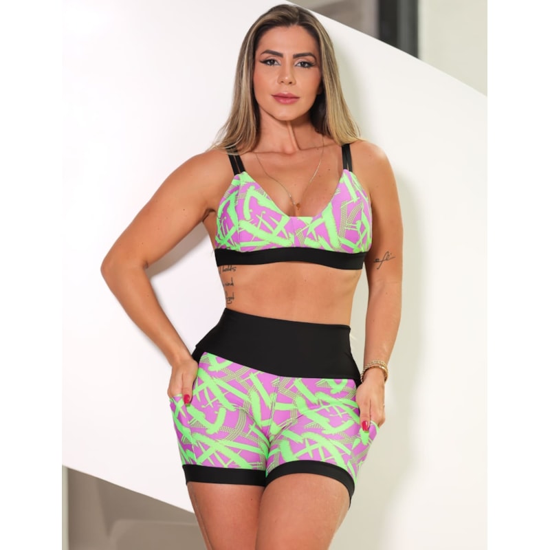 Conjunto Feminino Estampado Short Fitness com Bolsinhos e Top com Bojo Removível