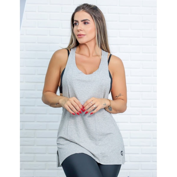 Regata Atlética Feminina com Toque de Elegância e Recortes Laterais