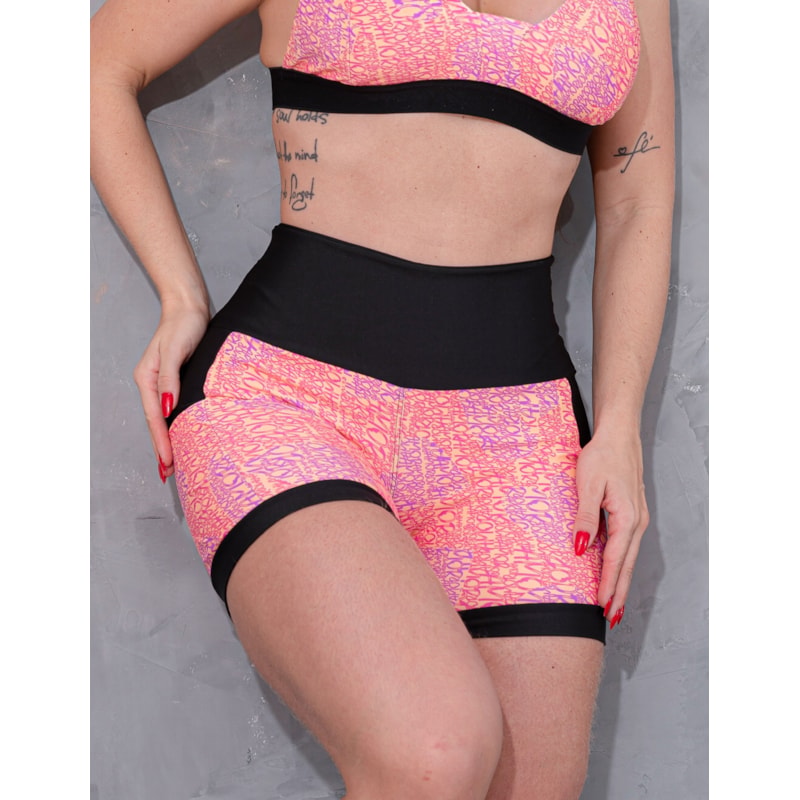 Shortinho Feminino Academia Fitness Estampado Cós Alto e Bolsos