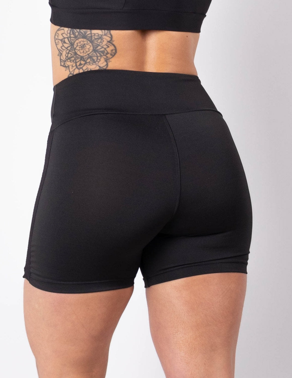 Kit com 2 Shorts Feminino Cores Variadas para Academia