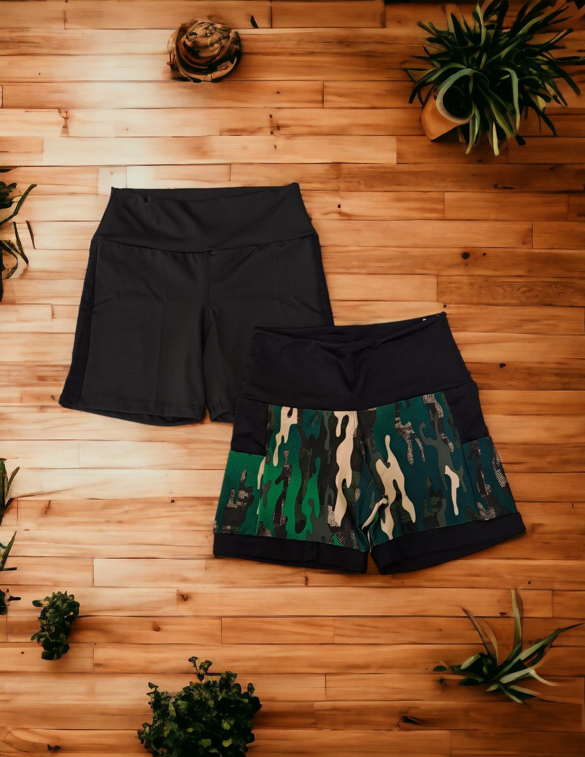 Kit com 2 Shorts Fitness Feminino Básico - Estampas Variadas