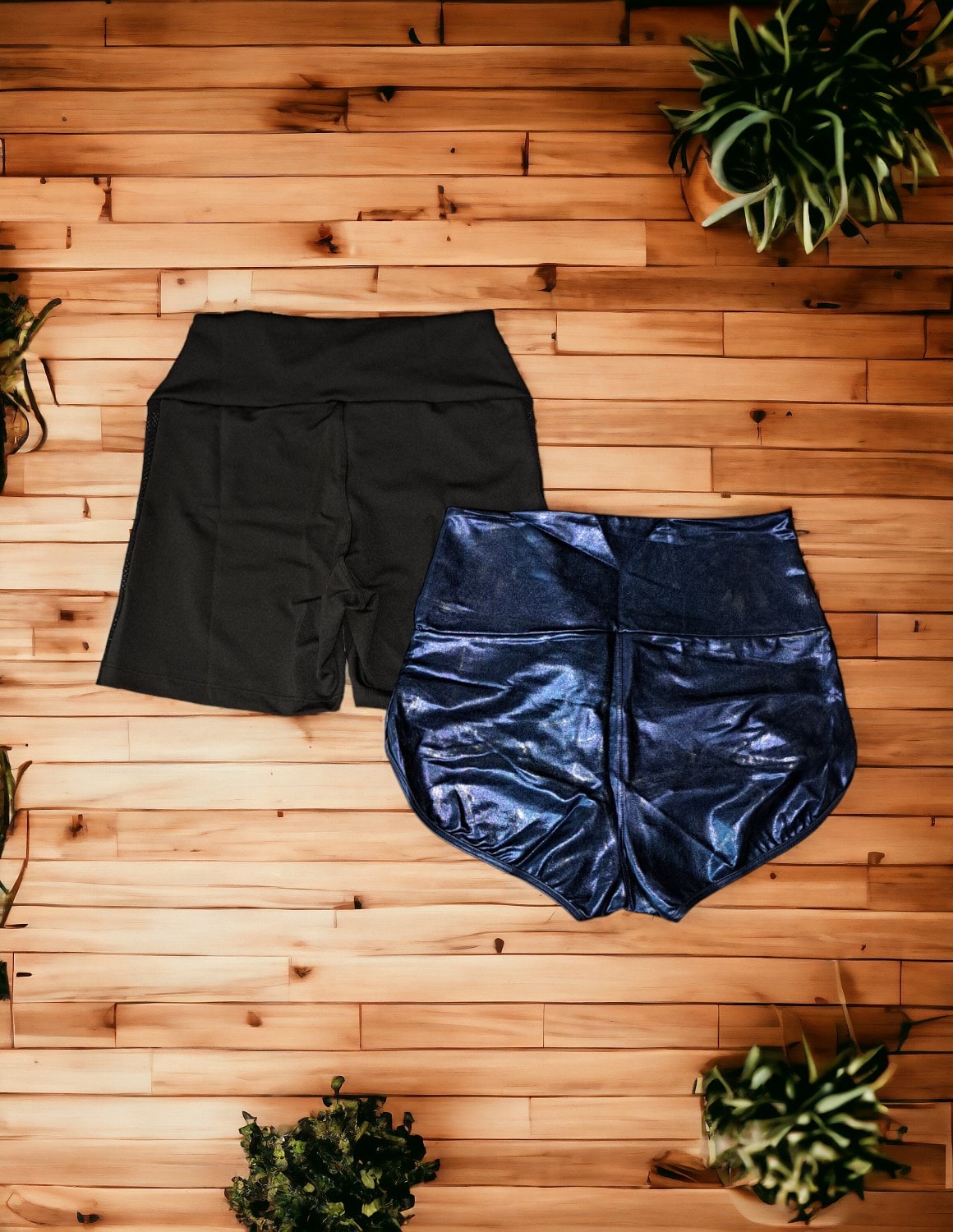 Kit Feminino com 1 Short Básico e 1 Sunguete com Brilho