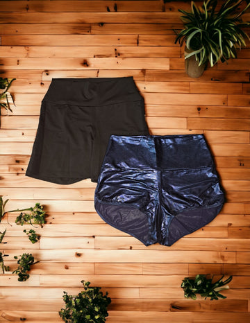 Kit Feminino com 1 Short Básico e 1 Sunguete com Brilho