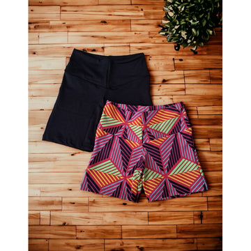 Kit Fitness Feminino com 1 Shortinho Estampado e 1 Bermuda Meia Coxa