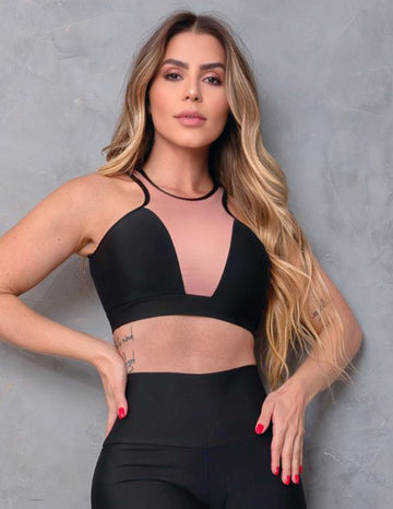 Top Fitness Feminino sem Bojo e com Recortes em Tela e Cirrê