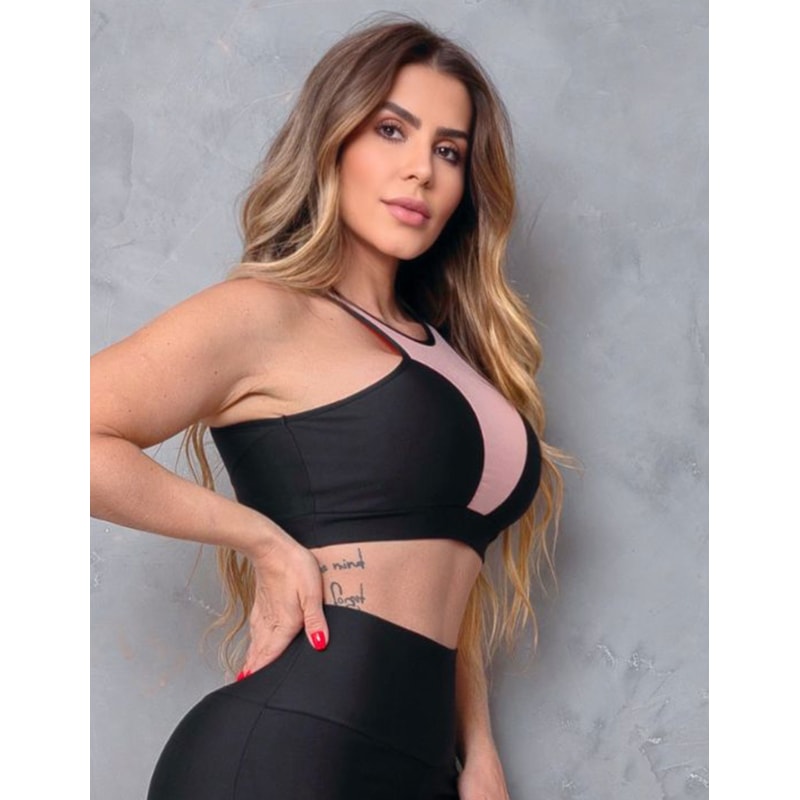 Top Fitness Feminino sem Bojo e com Recortes em Tela e Cirrê