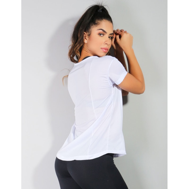 Camiseta Básica Fitness Feminina em Dry Fit