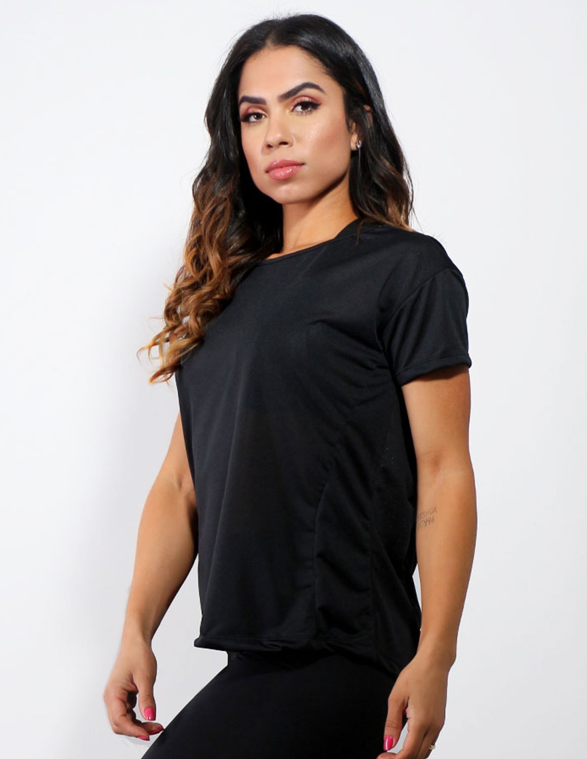 Regata Feminina em Dry Fit para Academia