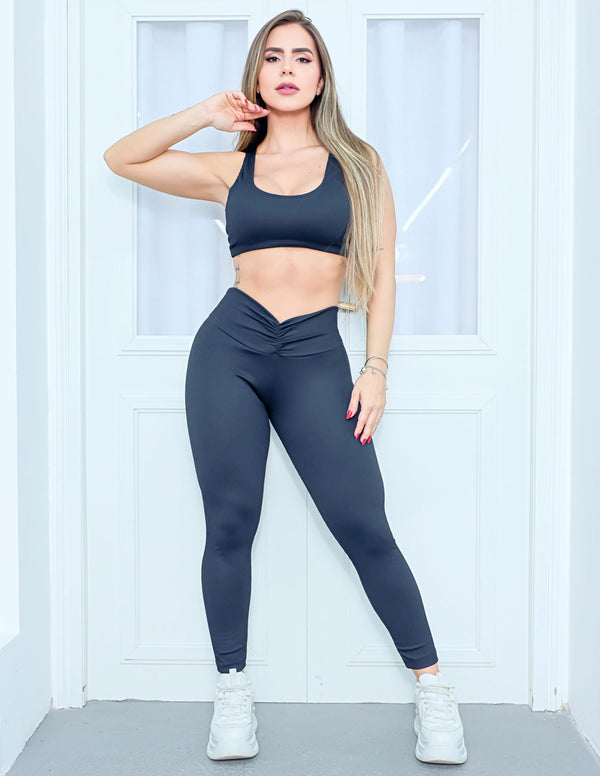 Conjunto Esportivo Feminino em Poliamida Texturizada Calça Empina Bumbum e Top com Bojo