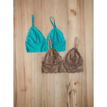 Kit com 2 Croppeds Sutiã Feminino em Renda com Alças Reguláveis e sem Bojo