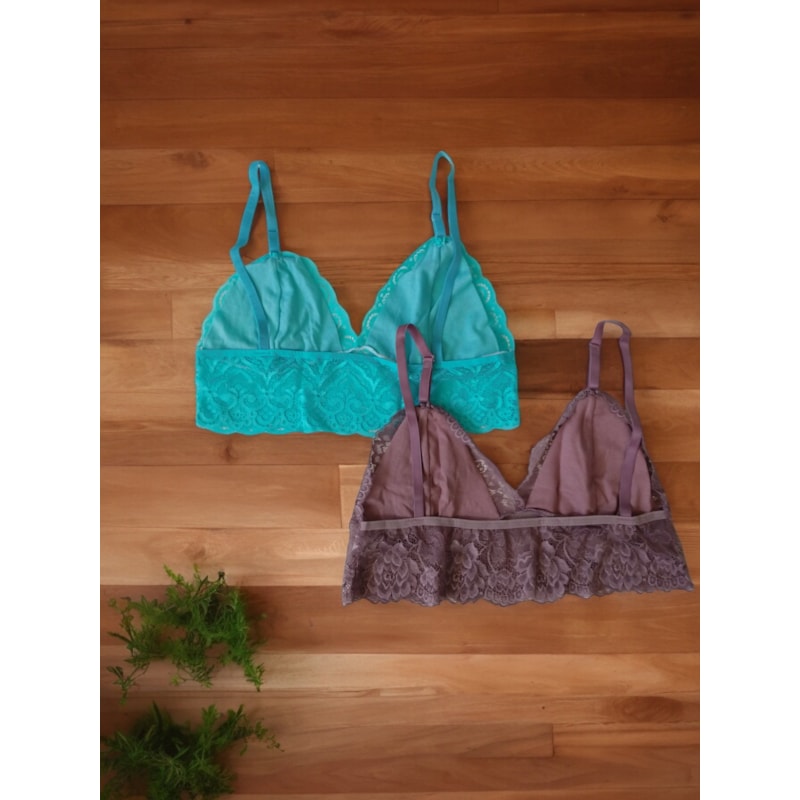 Kit com 2 Croppeds Sutiã em Renda com Alças Reguláveis e sem Bojo Sensual