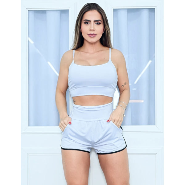 Conjunto Feminino com Short e Top Alcinhas para Academia
