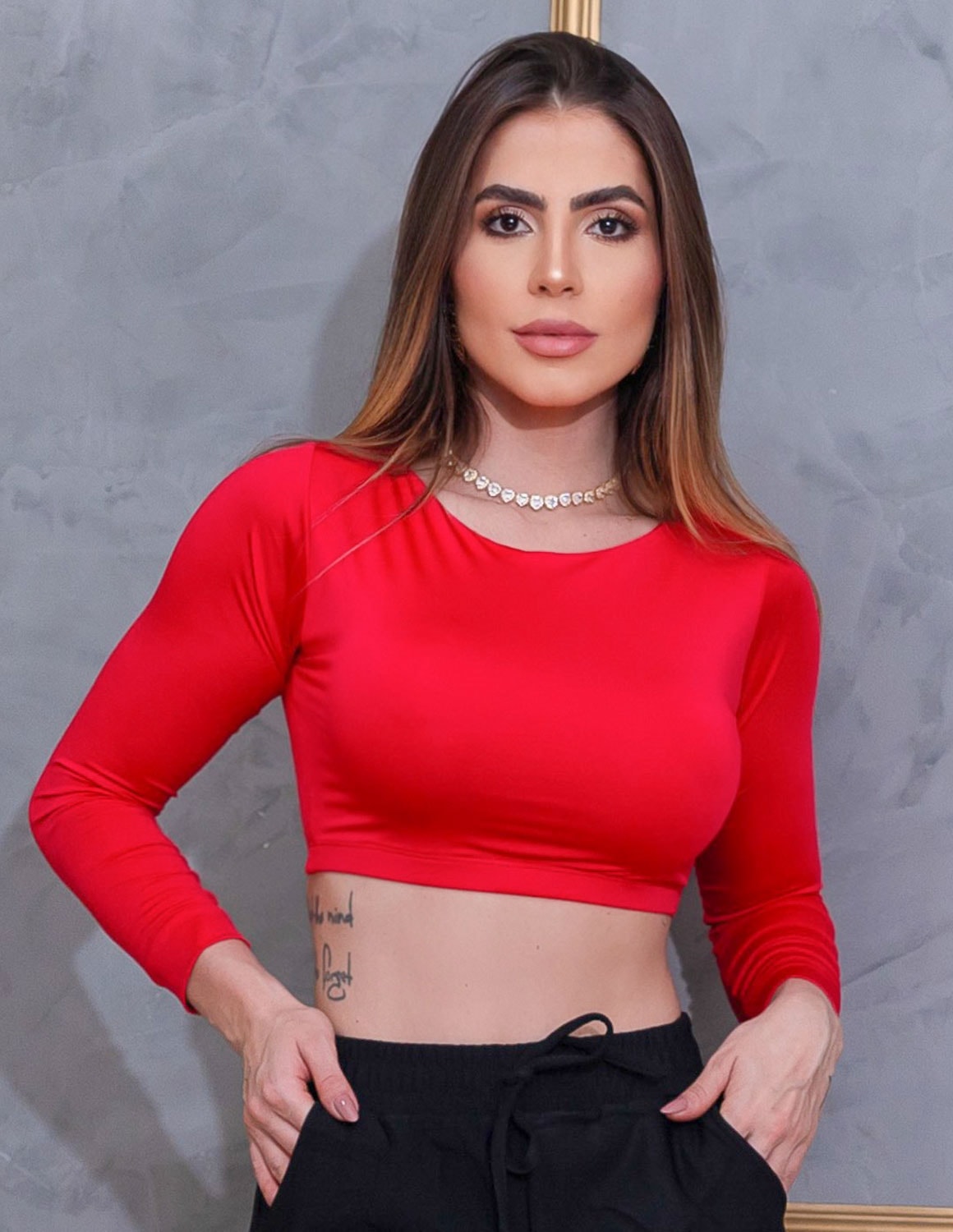 Cropped Fitness Feminino sem Bojo com Manga Longa