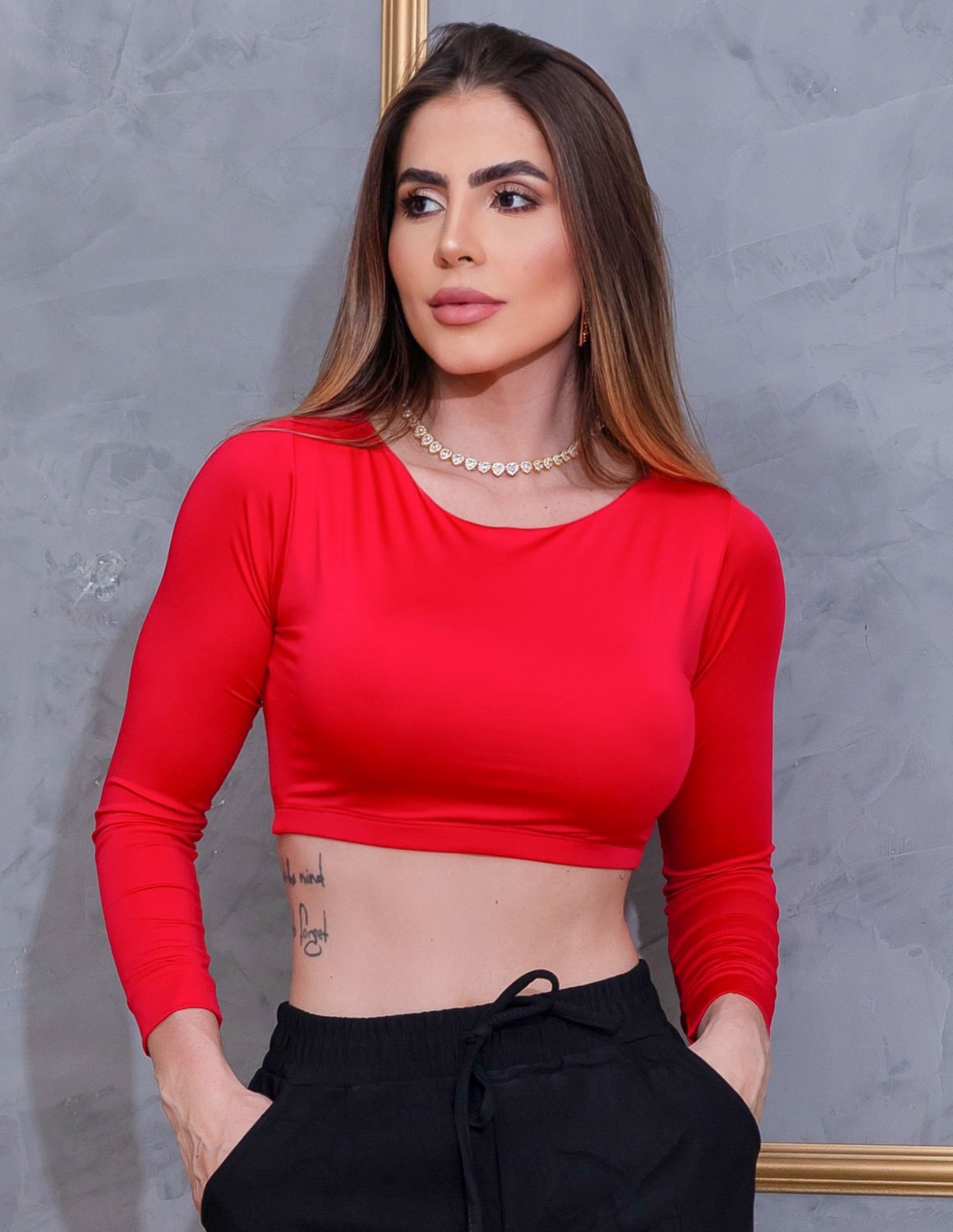 Cropped Fitness Feminino sem Bojo com Manga Longa