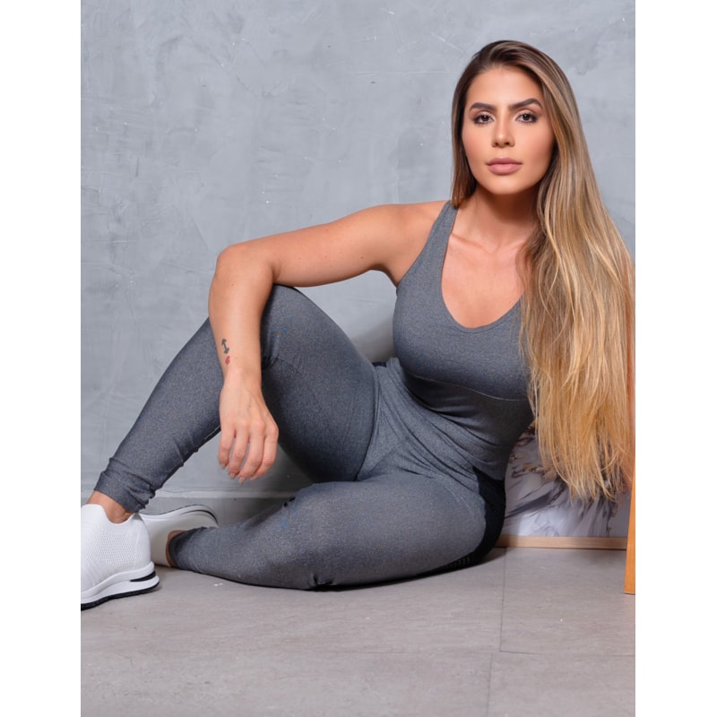 Macacão Fitness Empina Bumbum Longo com Bolsos e Tela nas Laterais