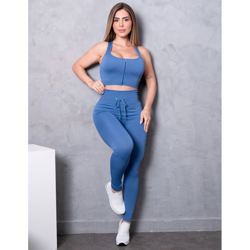 Look Feminino em Poliamida Canelada Com Legging Empina Bumbum e Cropped Sem Bojo com Zíper
