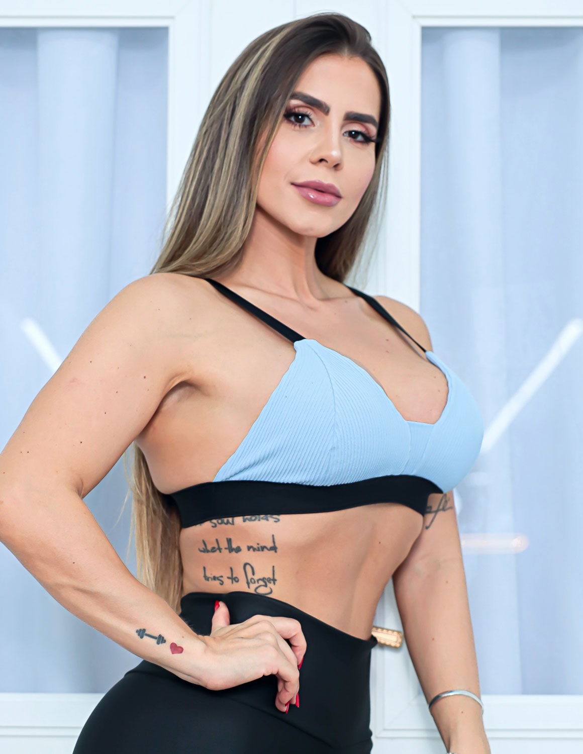 Top Fitness Feminino em Poliamida Texturizada com Bojo Removível