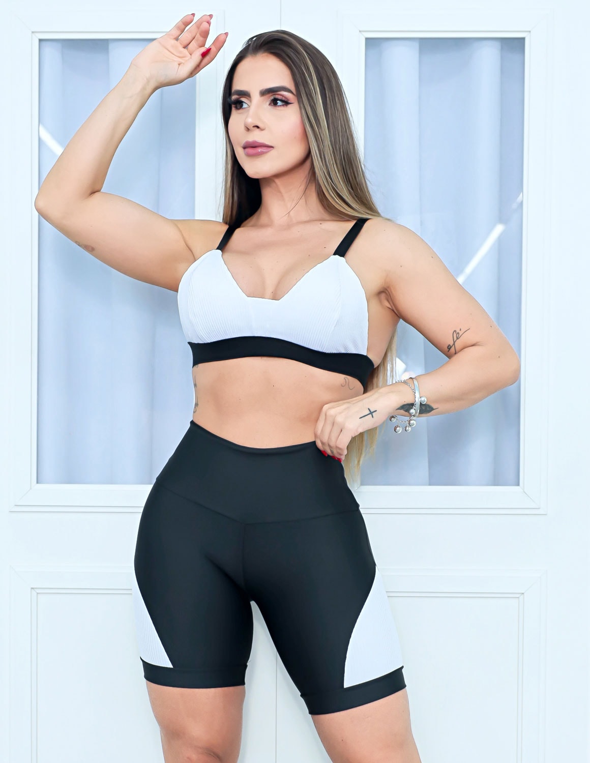 Conjunto Fitness Versátil Para Todos os Seus Treinos Short e Top