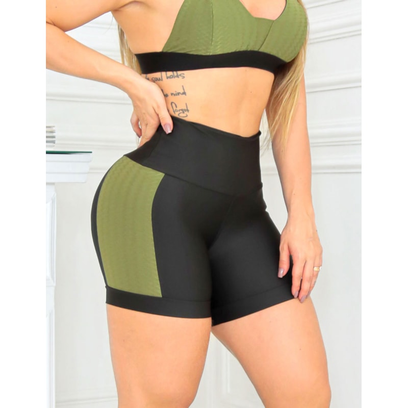 Conjunto Fitness Feminino Top em Zig de Poliamida e Short com Recortes Laterais