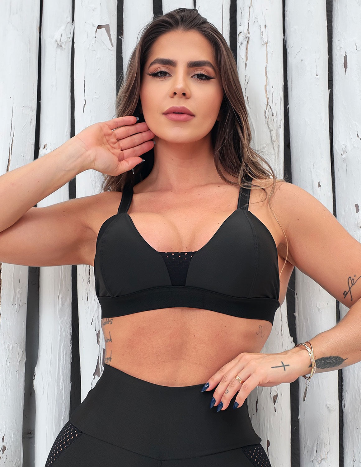 Conjunto Feminino Fitness Calça com Tule e Top com Bojo Removível