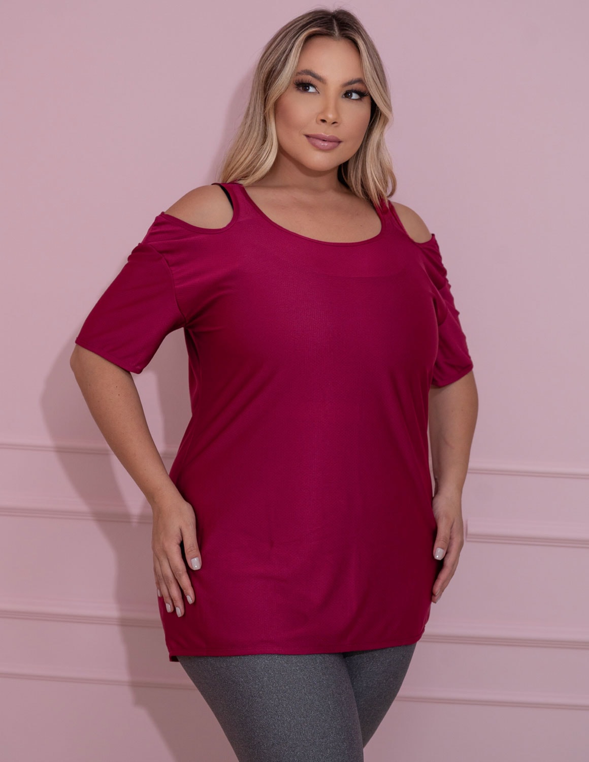 Blusa Dry Fit Feminina com Recorte nos Ombros Plus Size