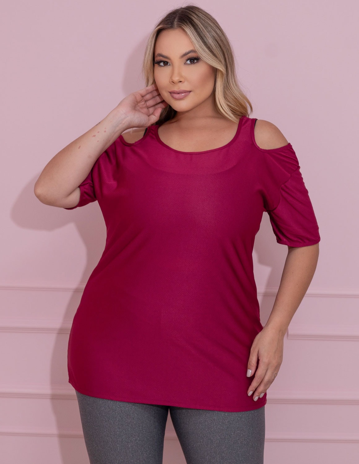 Blusa Dry Fit Feminina com Recorte nos Ombros Plus Size
