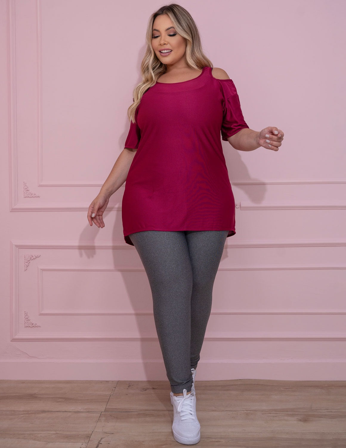 Blusa Dry Fit Feminina com Recorte nos Ombros Plus Size
