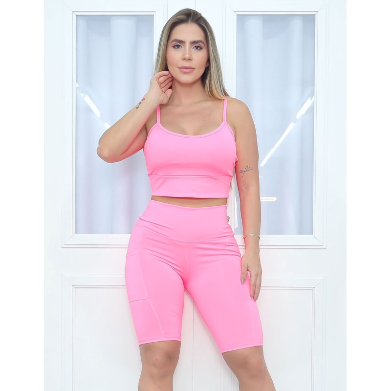 Conjunto Feminino Ciclista com Bermuda de Bolsos e Cropped com Bojo Removível