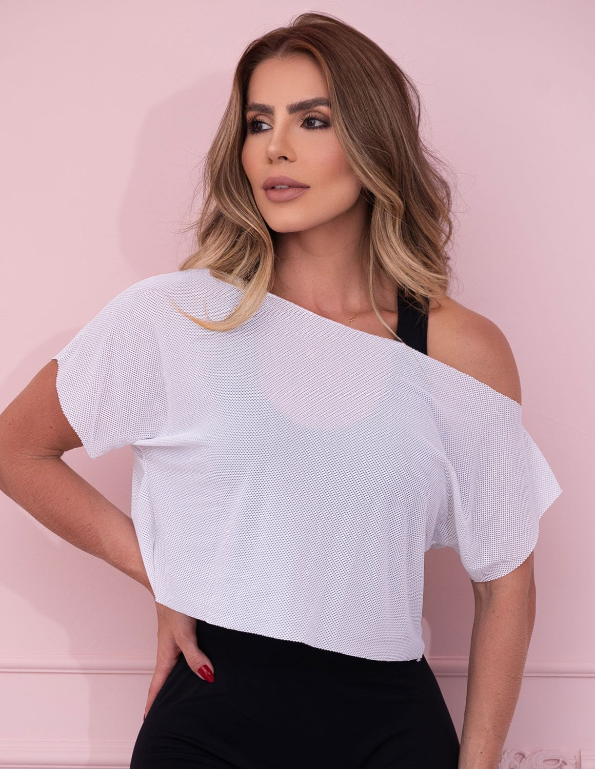 Cropped Fitness Feminino Manga Curta em Tela