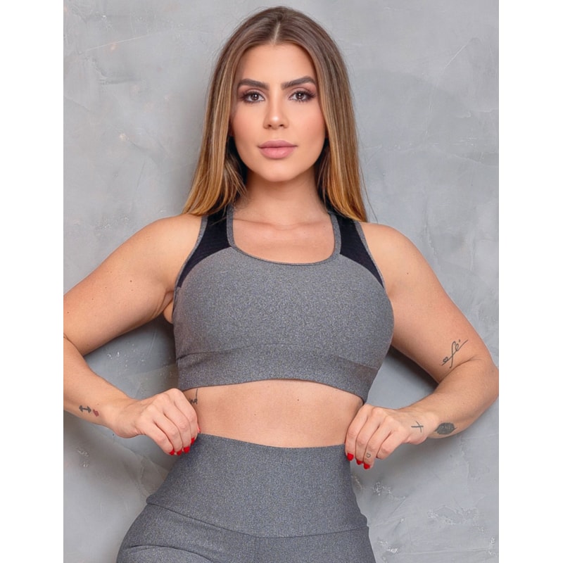 Cropped Feminino para Treino sem Bojo com Recortes em Tela e Conforto Total