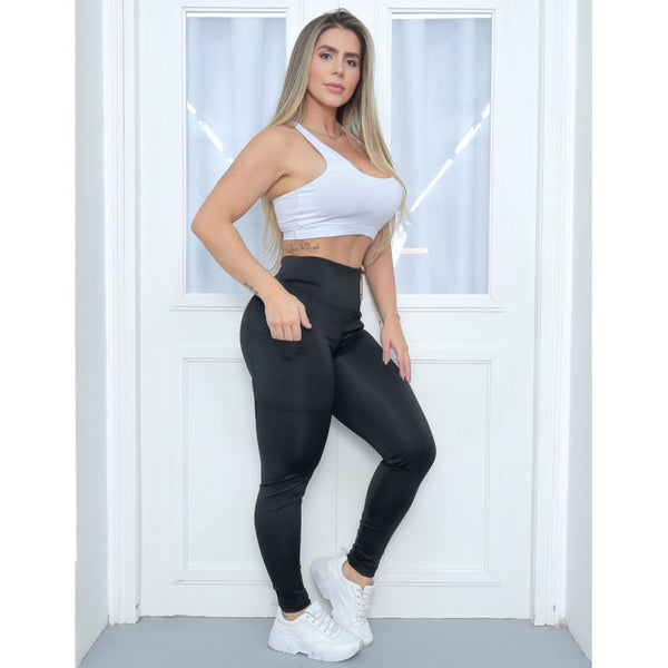 Conjunto Fitness Básico Colors com Top de Bojo Removível e Calça com Bolsos Laterais