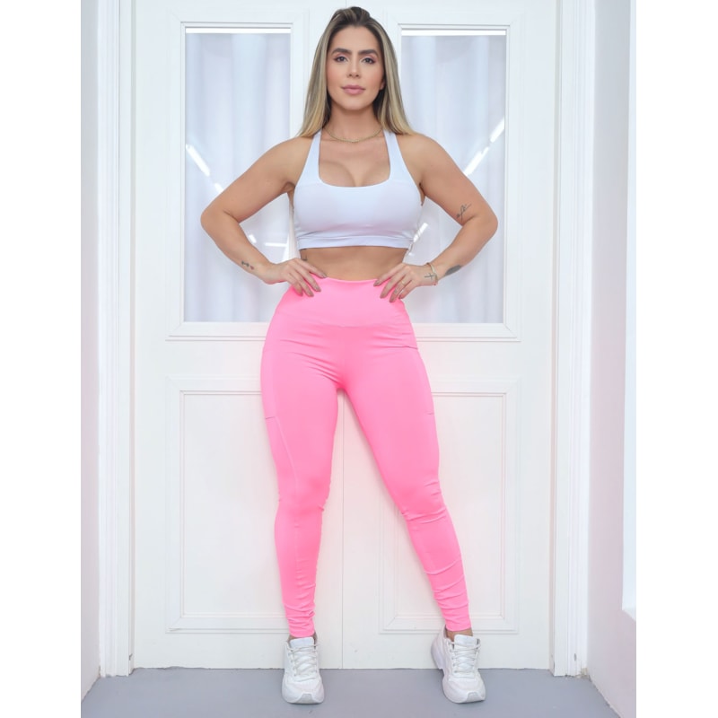 Conjunto Fitness com Calça de Bolsos Laterais e Top com Bojo Removível