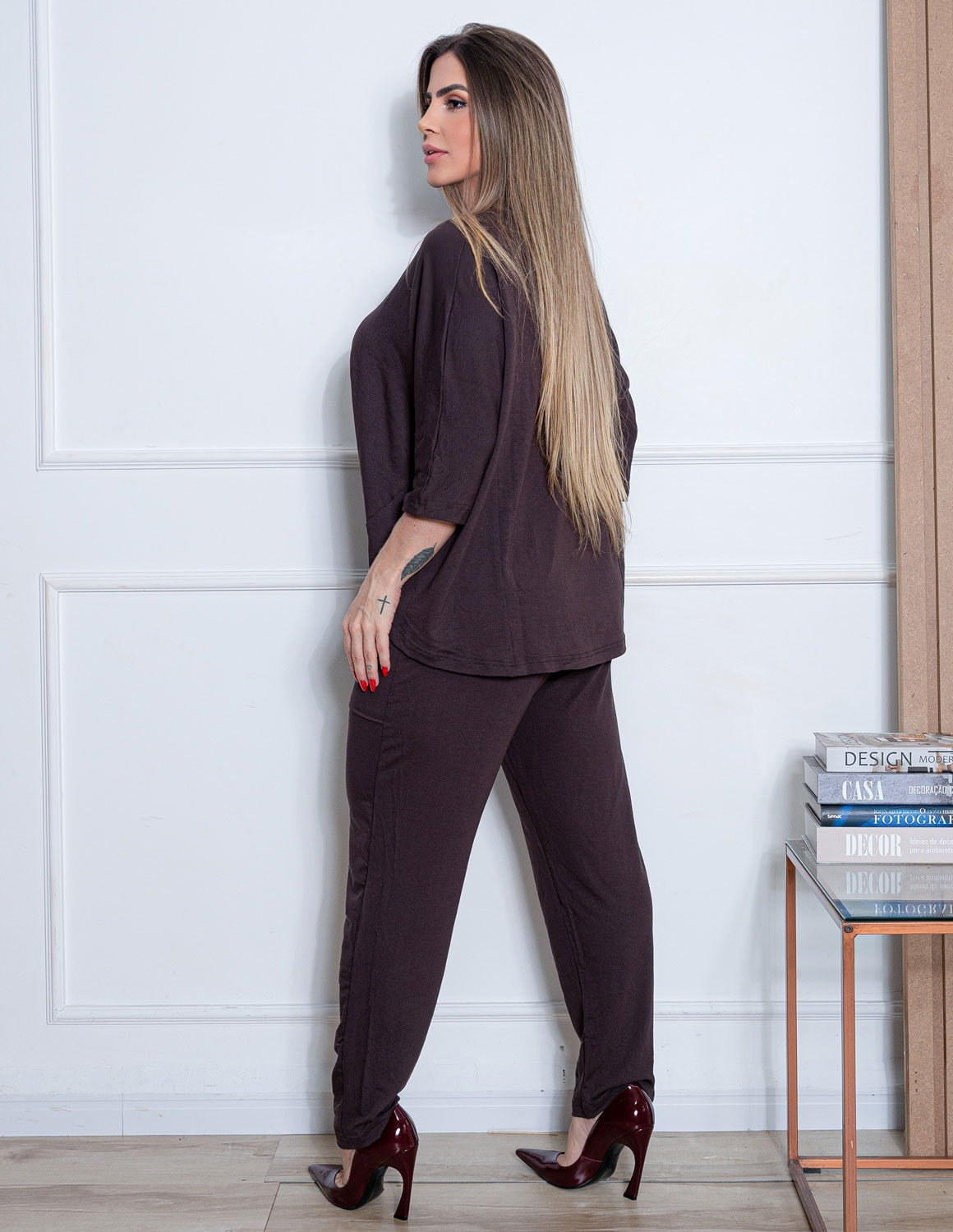 Conjunto Feminino Confortável em Moletinho de Viscose com Bolsos Laterais