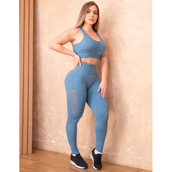 Conjunto Fitness Feminina em Poliamida Legging e Top Sem Costura Recortes Laser