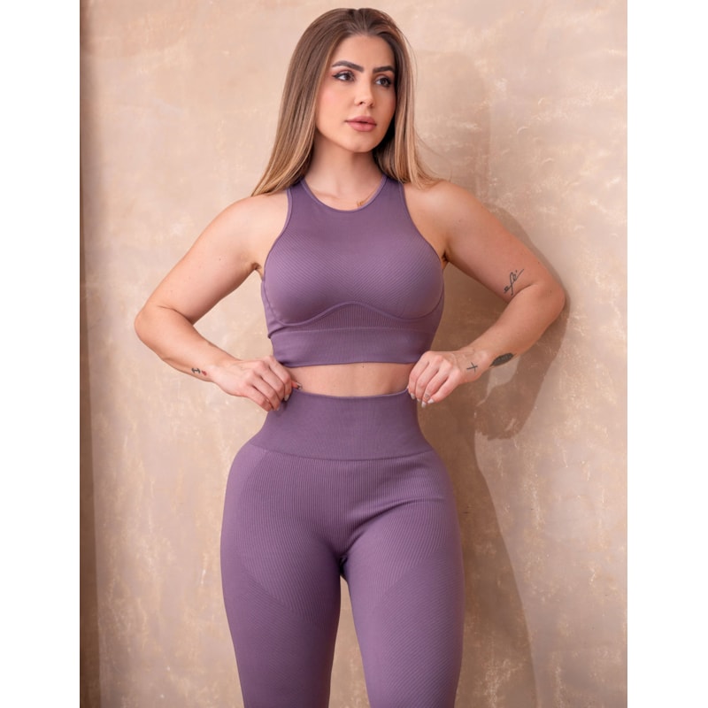 Look Fitness em Poliamida Canelada Premium com Cropped e Calça Legging