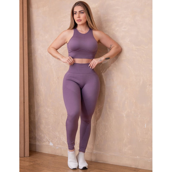 Look Fitness em Poliamida Canelada Premium com Cropped e Calça Legging