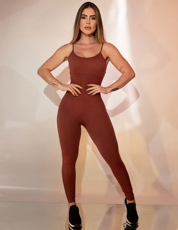 Macacão Longo Feminino em Poliamida sem Costura e Recorte Modelador com Bojo Esportivo