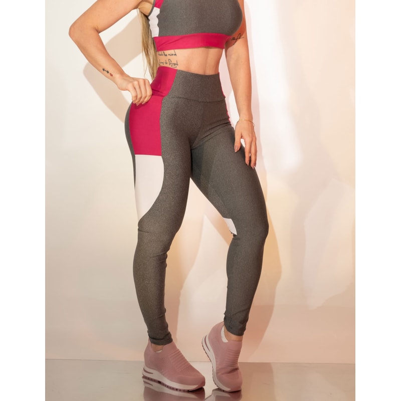 Calça Legging FItness com Recortes e Bolsos Cintura Alta