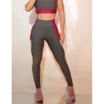 Calça Legging FItness com Recortes e Bolsos Cintura Alta