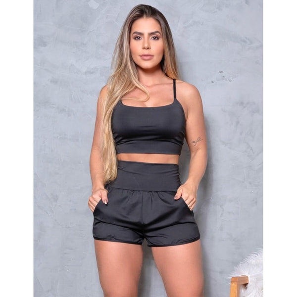 Conjunto Fitness Feminino com Short e Top de Alcinhas com Bojo Removível