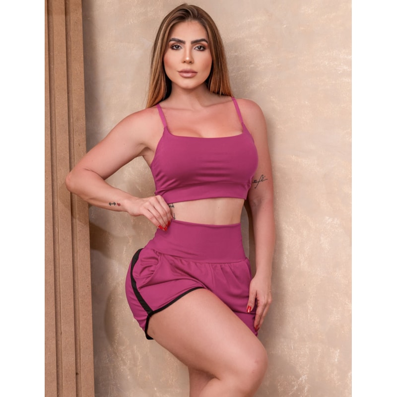 Conjunto Fitness Feminino Top com Alças Reguláveis e Short com Bolsos