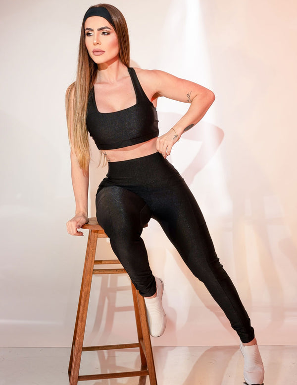 Conjunto Fitness Feminino Canelado Calça com Bolsos sem Costura Frontal + Top sem Bojo com Alças Cruzadas