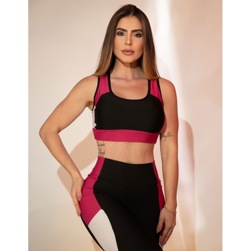 Conjunto Fitness Feminino com Calça de Bolsos Laterais e Cropped Sem Bojo