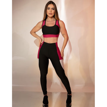 Conjunto Fitness Feminino com Calça de Bolsos Laterais e Cropped Sem Bojo