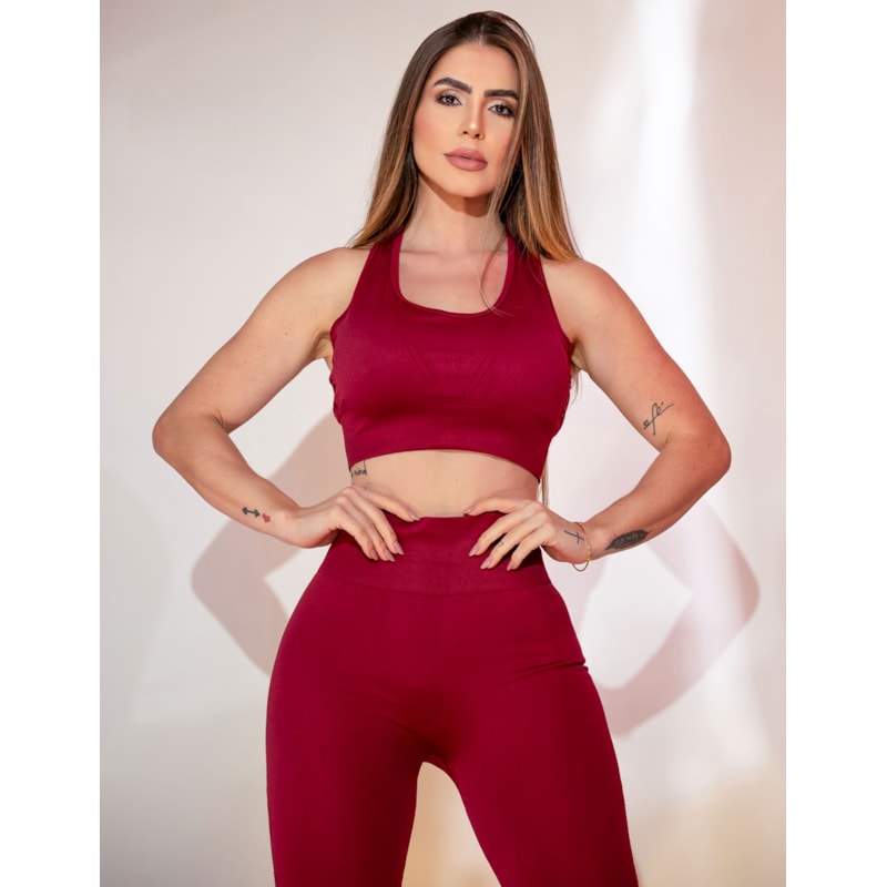 Conjunto Feminino Calça e Cropped em Poliamida com Recortes a Laser