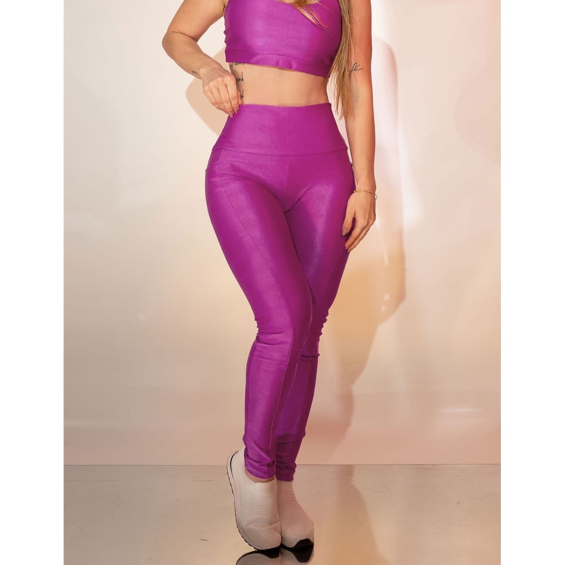 Calça Feminina Fitness Canelada Sem Costura Frontal com Bolsos Laterais e Cintura Alta