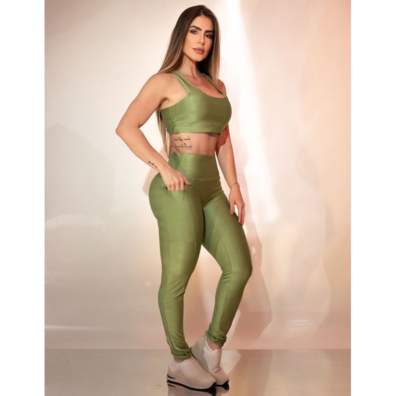 Legging Feminina Fitness sem Costura Frontal com Bolsos Laterais Canelada