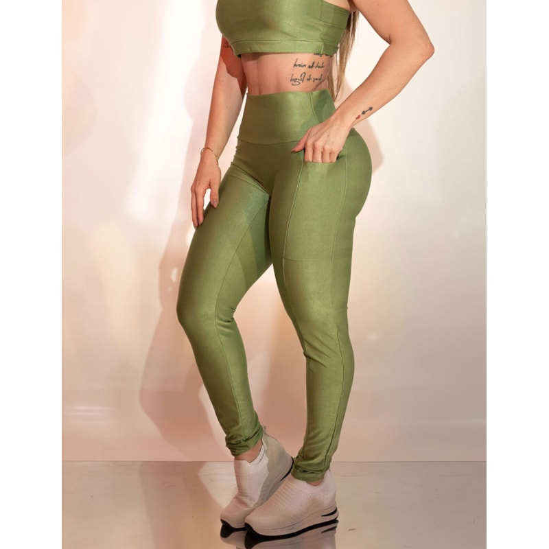 Legging Feminina Fitness sem Costura Frontal com Bolsos Laterais Canelada