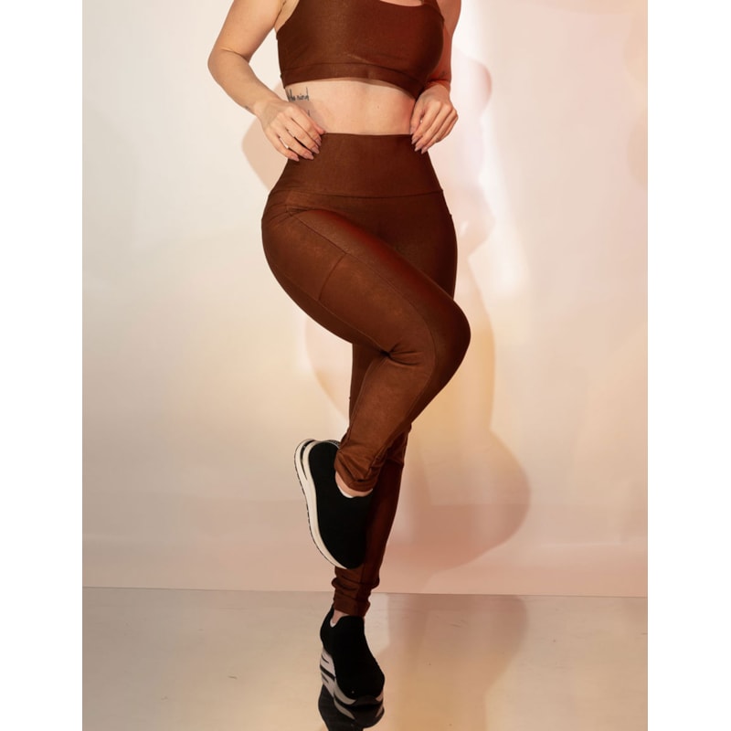 Legging Fitness Canelada CIntura Alta com Bolsos e sem Costura Frontal